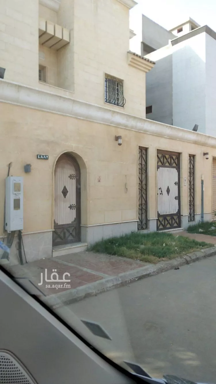 فيلا للبيع في شارع أبو الطيب القروى, حي الفلاح, مدينة جدة, منطقة مكة المكرمة صورة 2