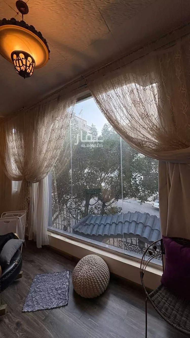 فيلا للبيع في شارع حمزة بن عبدالمطلب, حي أم العراد, مدينة الطائف, منطقة مكة المكرمة