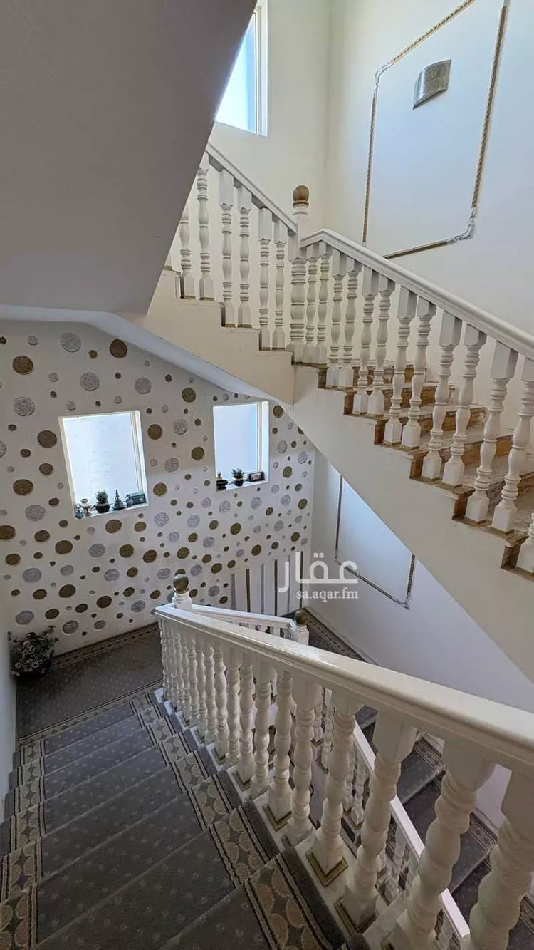 فيلا للبيع في شارع حمزة بن عبدالمطلب, حي أم العراد, مدينة الطائف, منطقة مكة المكرمة صورة 3