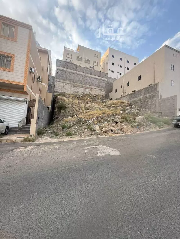 أرض للبيع في شارع أحمد بن محمد السديري, حي القراحين, مدينة امارة منطقة مكة المكرمة - الطائف, منطقة مكة المكرمة