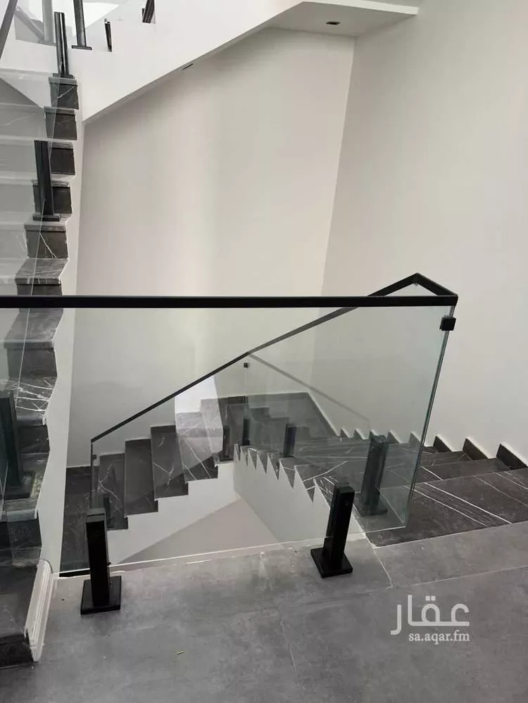 فيلا للإيجار في شارع رقم 110, حي ظهرة لبن, مدينة الرياض, منطقة الرياض صورة 3