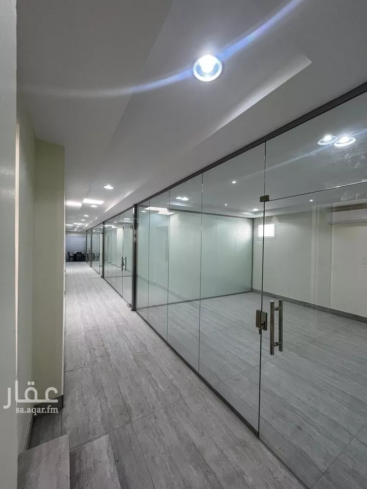 مكتب تجاري للإيجار في شارع سعود بن عبدالعزيز بن محمد الفرعي, حي التعاون, مدينة الرياض, منطقة الرياض