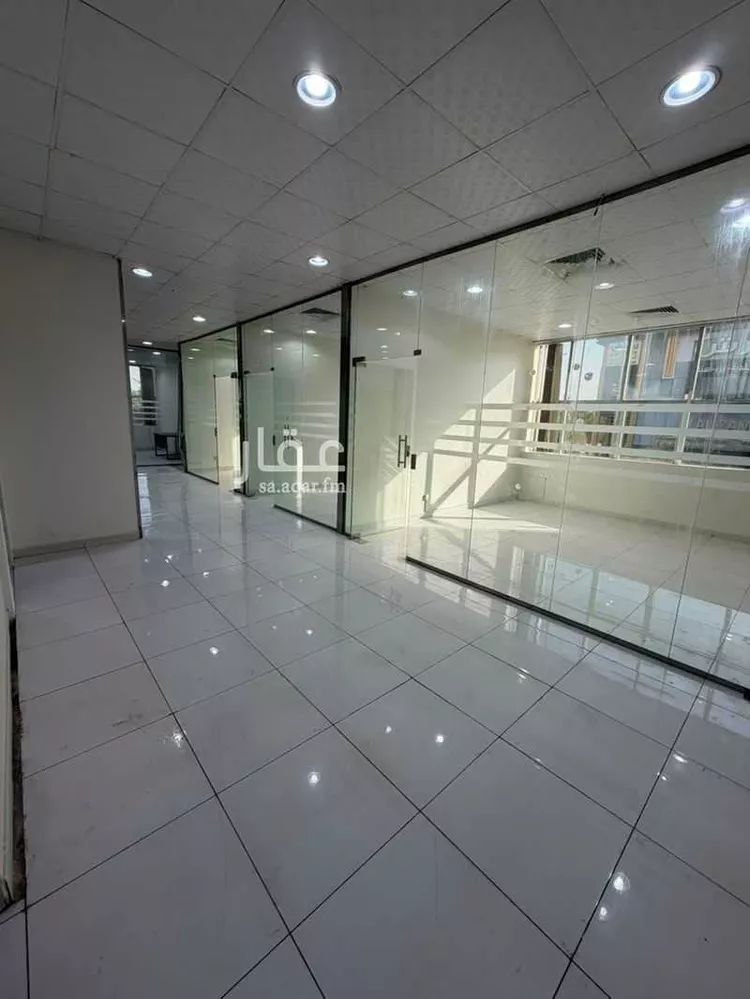 Commercial Office for Rent in Riyadh At Taawon