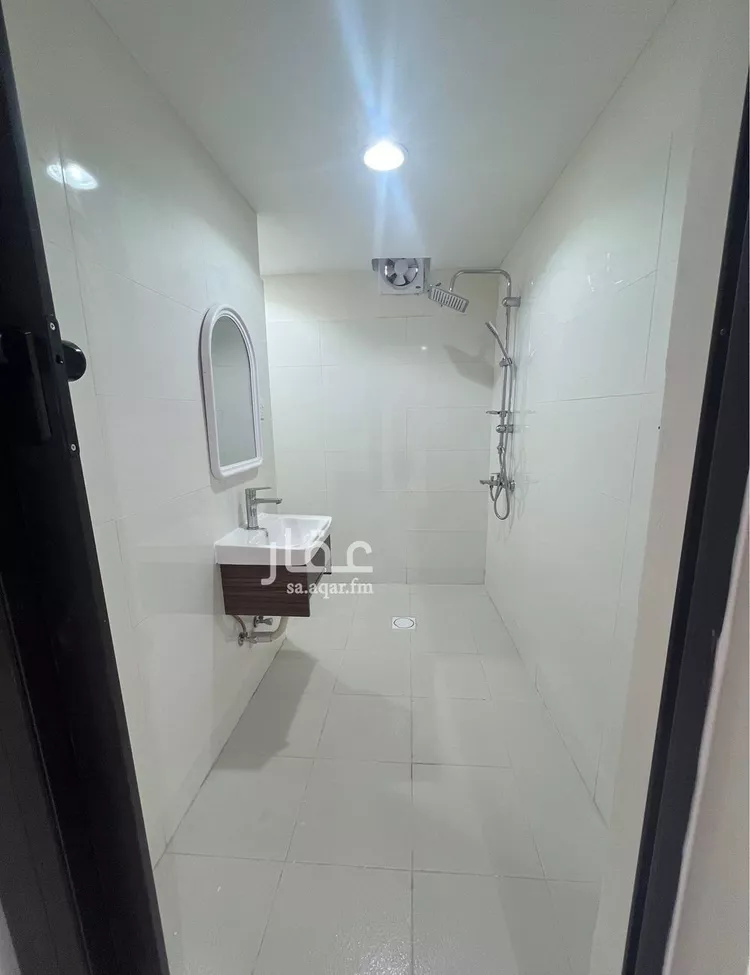 شقة للإيجار في شارع وادي ترج, حي الوادي, مدينة الرياض, منطقة الرياض صورة 3