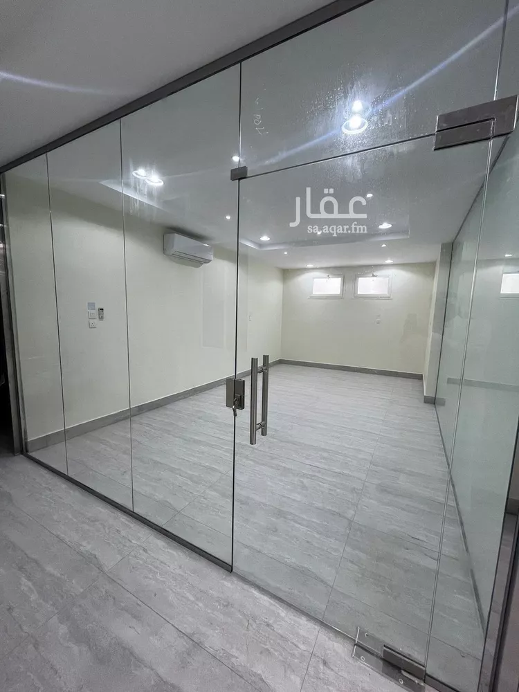 مكتب تجاري للإيجار في شارع سعود بن عبدالعزيز بن محمد الفرعي, حي التعاون, مدينة الرياض, منطقة الرياض صورة 4