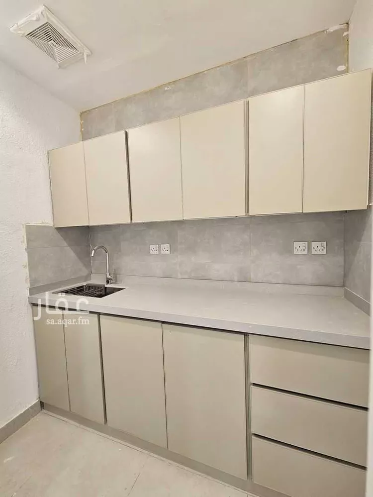 شقة للإيجار في شارع ابي سفيان بن حرب, حي النزهة, مدينة الرياض, منطقة الرياض صورة 5
