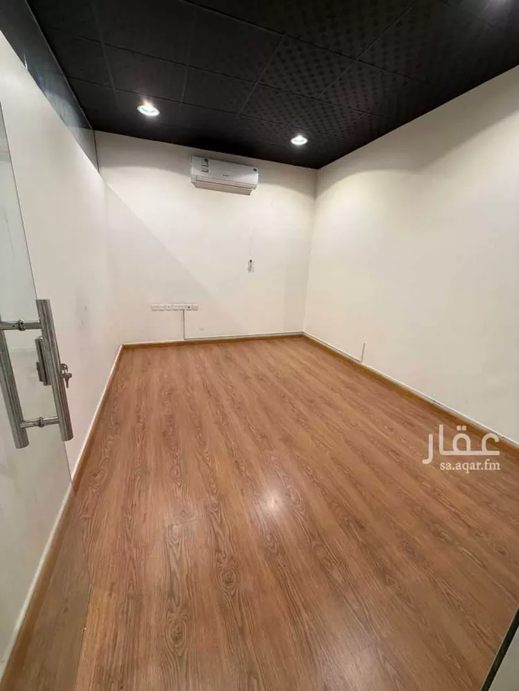 Commercial Office for Rent in Riyadh At Taawon صورة 3