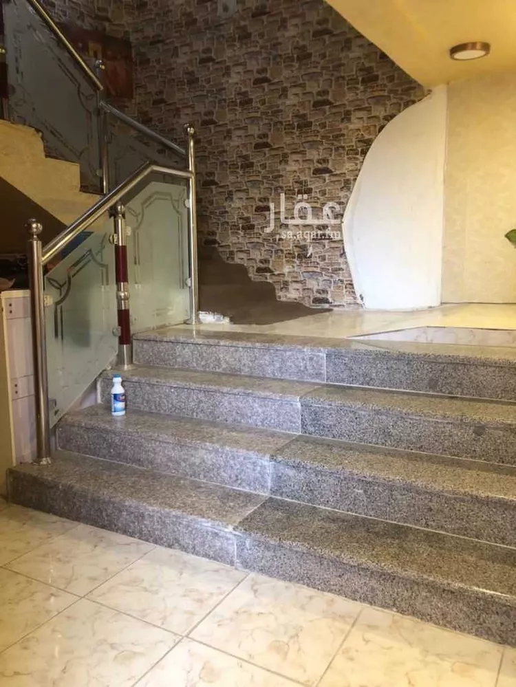 بيت للبيع في طريق السودة ، حي الخالدية ، أبها ، منطقة عسير صورة 5