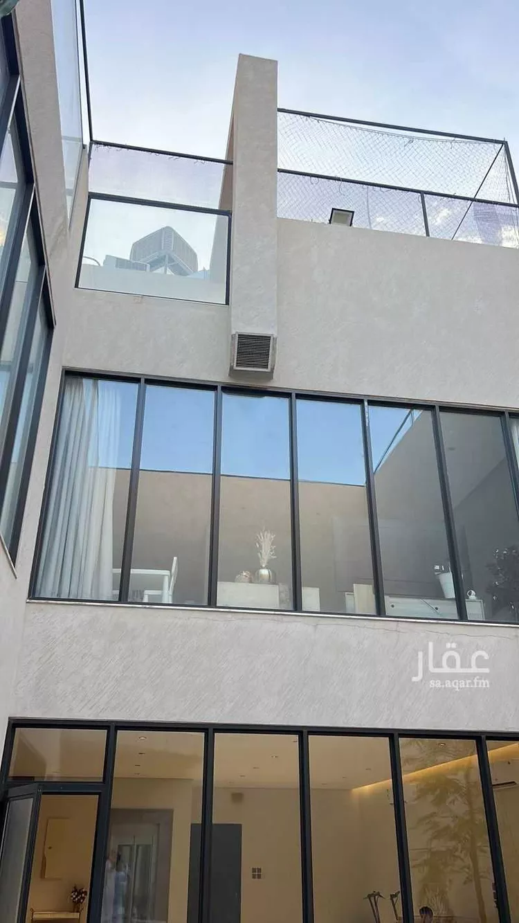 فيلا للبيع في شارع محمد بن عثمان, حي الاناهي, مدينة المدينة المنورة, منطقة المدينة المنورة صورة 4