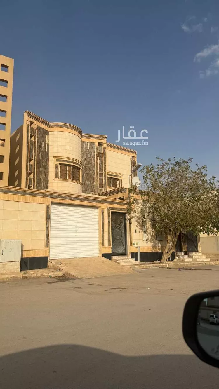 فيلا للبيع في شارع محمد المجموعي, حي ظهرة لبن, مدينة الرياض, منطقة الرياض 1 صورة