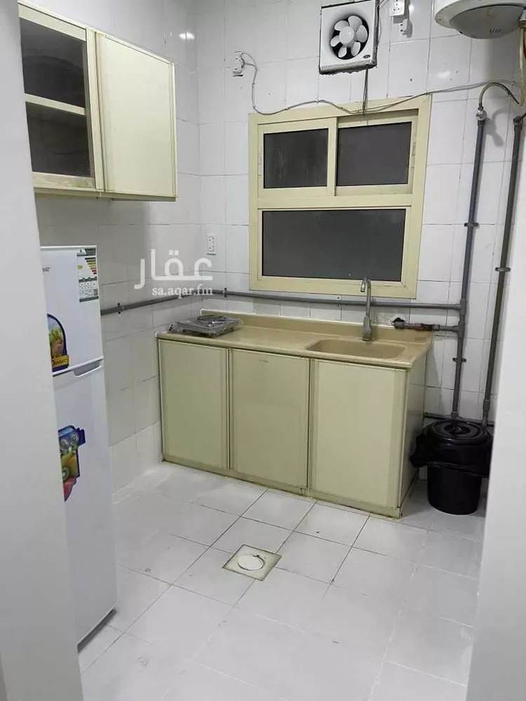 شقة للإيجار في شارع شارع الأمير مشهور بن عبد العزيز, حي منيفة, مدينة الاحساء, المنطقة الشرقية صورة 2