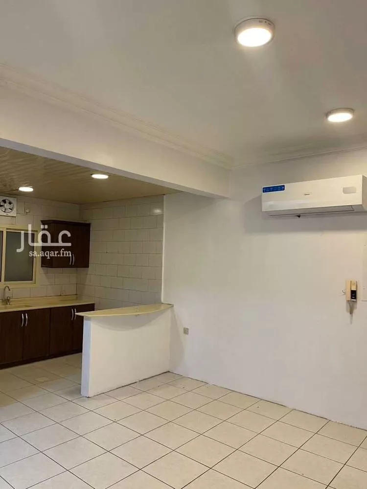 عمارة للإيجار في شارع الحامية, حي الحفيرة, مدينة الاحساء, المنطقة الشرقية