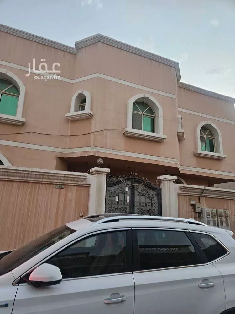 عمارة للبيع في شارع زكريا الساحلي, حي الراكة الجنوبية, مدينة الخبر, المنطقة الشرقية 8