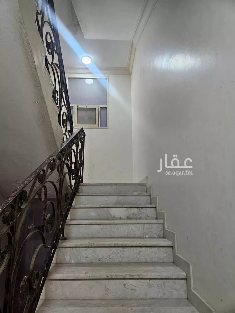 عمارة للبيع في شارع زكريا الساحلي, حي الراكة الجنوبية, مدينة الخبر, المنطقة الشرقية صورة 3