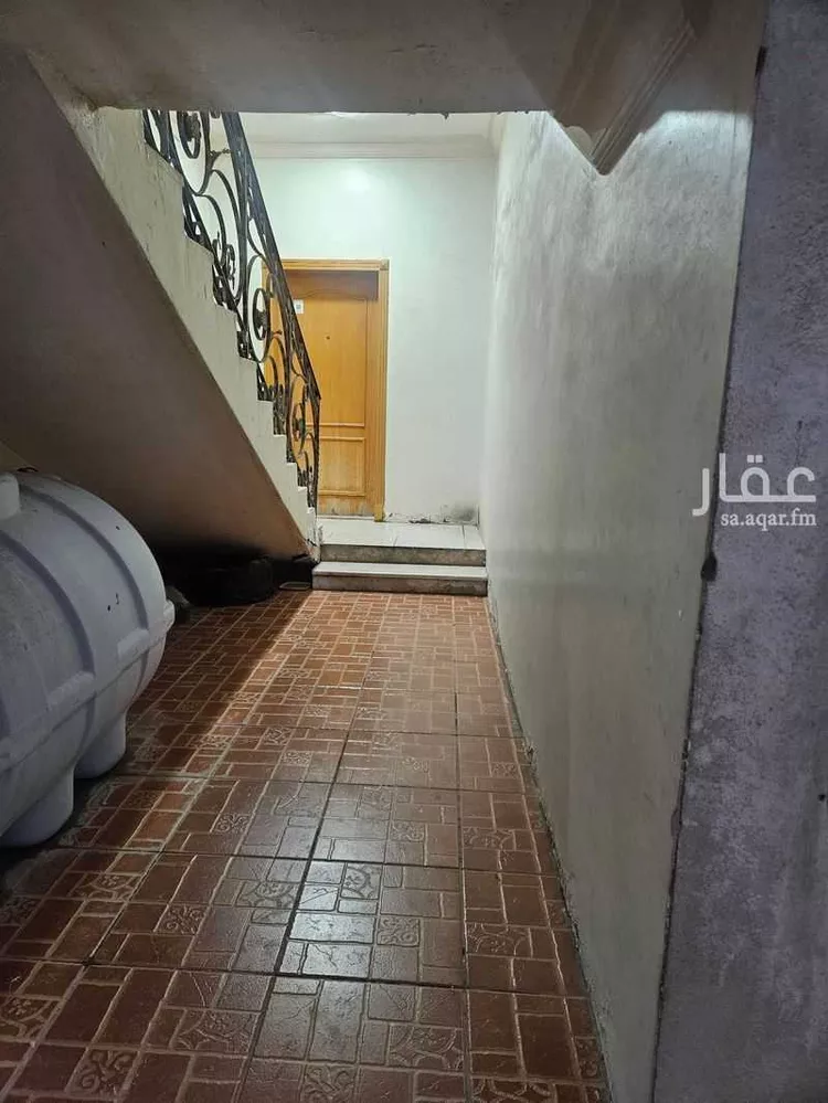 عمارة للبيع في شارع زكريا الساحلي, حي الراكة الجنوبية, مدينة الخبر, المنطقة الشرقية 6