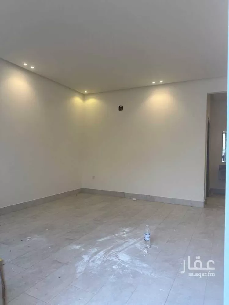 دور للإيجار في شارع ابن الطراح, حي بدر, مدينة الرياض, منطقة الرياض صورة 2