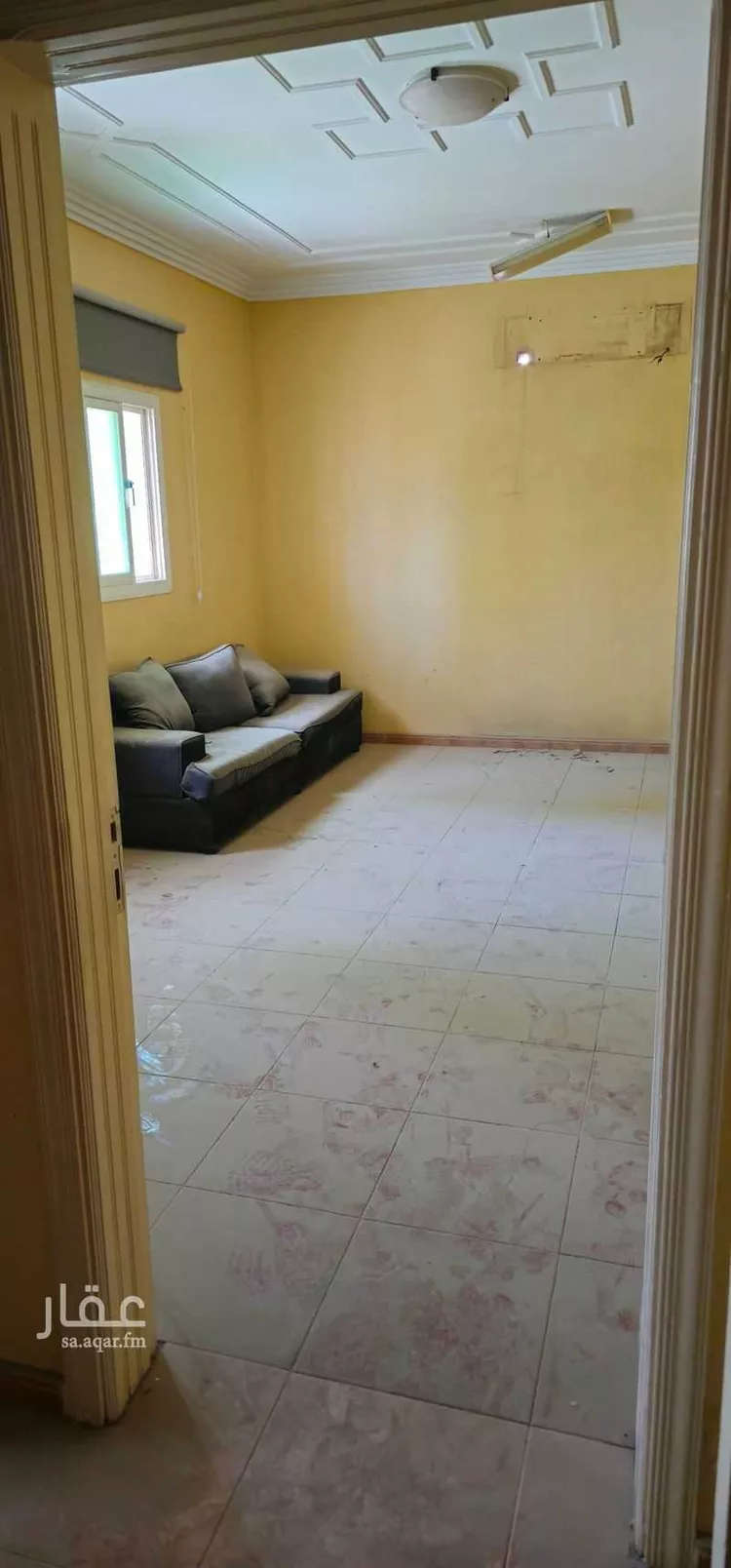 فيلا للبيع في شارع منجد, حي شبرا, مدينة الرياض, منطقة الرياض صورة 2
