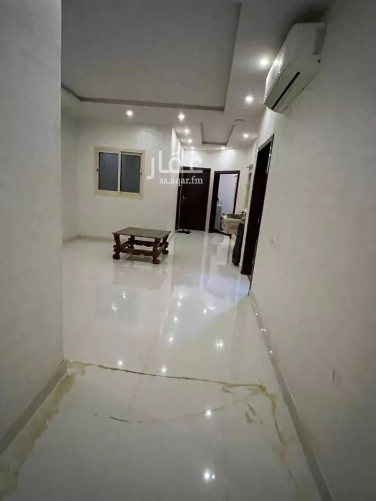 شقة للبيع في شارع سكاكا, حي ظهرة لبن, مدينة الرياض, منطقة الرياض صورة 3