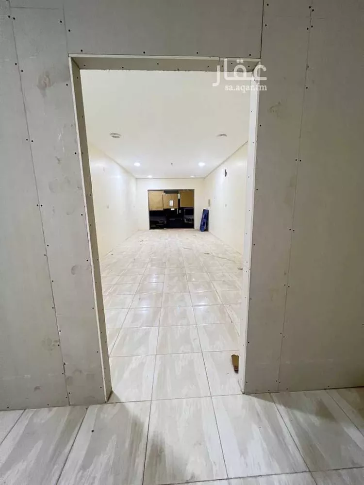 مستودع للإيجار في شارع أبي المنصور الخزرجي ، حي مطار حائل الاقليمي ، حائل ، منطقة حائل
