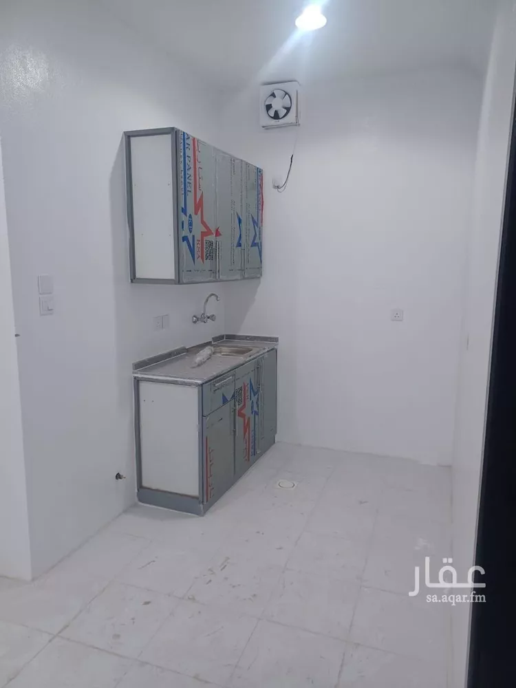 عمارة للإيجار في شارع خذماء, حي المطار, مدينة ابها, منطقة عسير صورة 4
