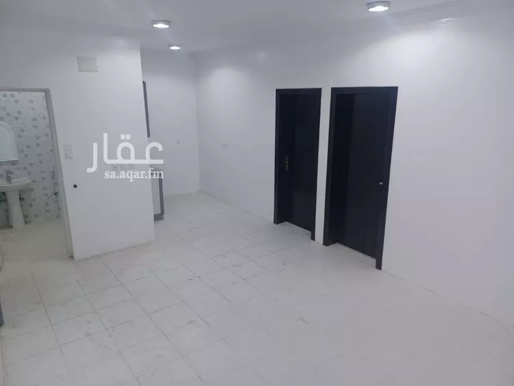 عمارة للإيجار في شارع خذماء, حي المطار, مدينة ابها, منطقة عسير صورة 5