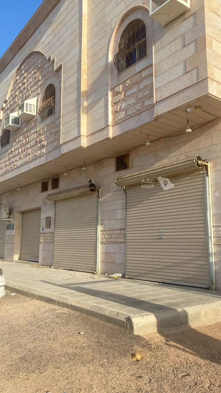 محل للإيجار في شارع اسماء بنت الصديق, حي الدفاع, مدينة المدينة المنورة, منطقة المدينة المنورة