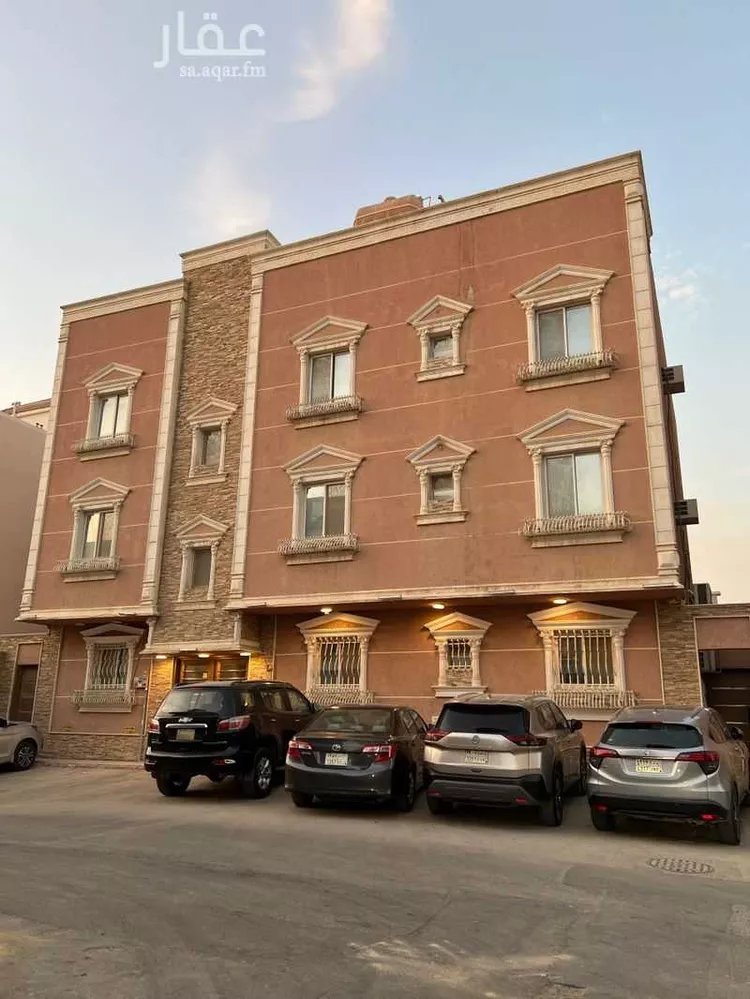 عمارة للبيع في شارع القدير, حي الضباط, مدينة الرياض, منطقة الرياض