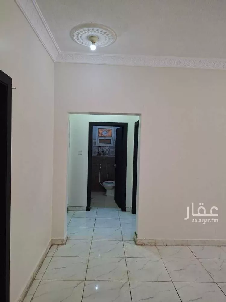 عمارة للإيجار في شارع عثمان, حي الجرادية, مدينة الرياض, منطقة الرياض صورة 5