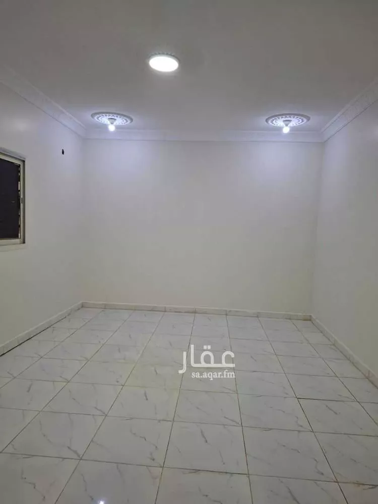 عمارة للإيجار في شارع عثمان, حي الجرادية, مدينة الرياض, منطقة الرياض صورة 3