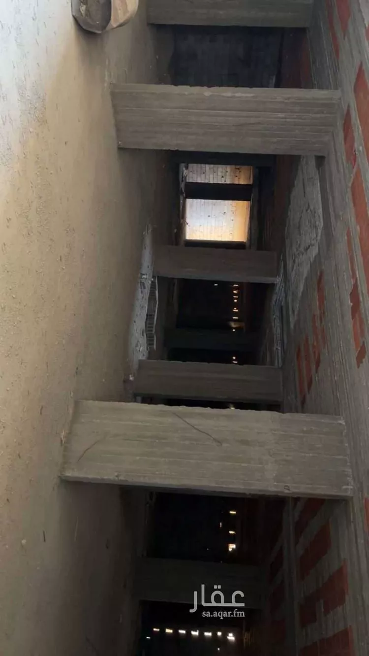 عمارة للإيجار في شارع اسيد ابن يعمر الخزاعي, حي أم الرصف, مدينة الطائف, منطقة مكة المكرمة صورة 2