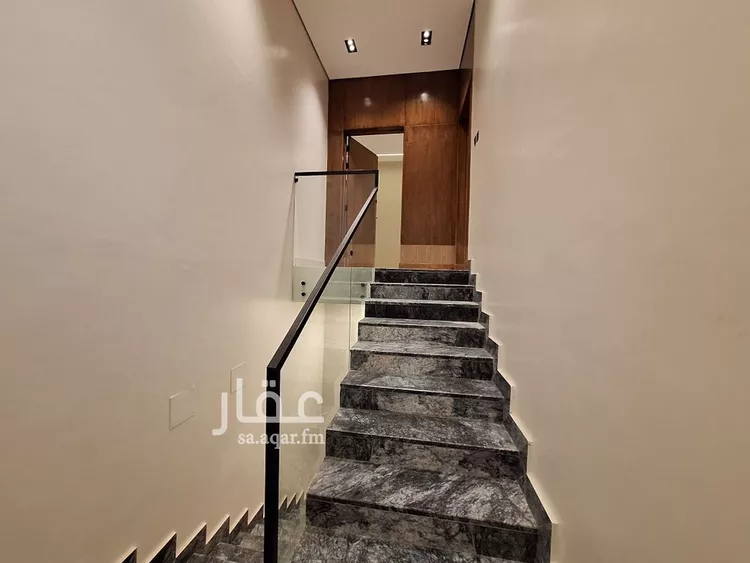 دور للبيع في شارع رقم 374, حي المونسية, مدينة الرياض, منطقة الرياض صورة 4