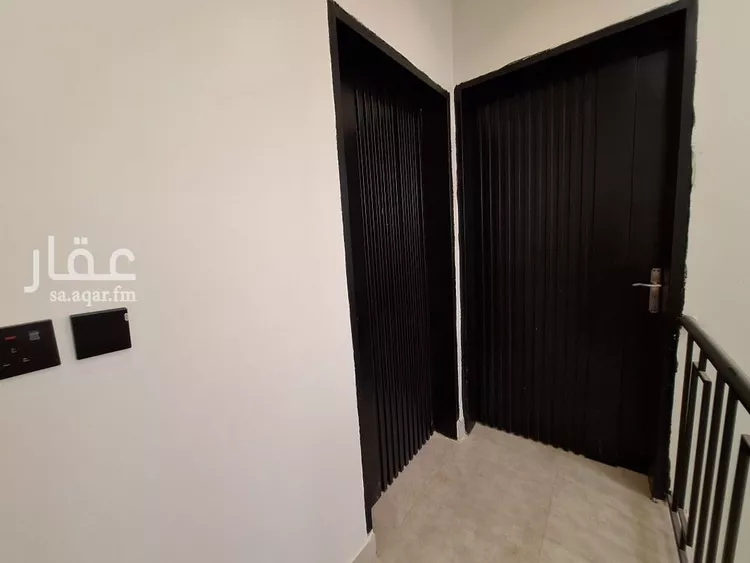 دور للبيع في شارع الصحابة, حي الرمال, مدينة الرياض, منطقة الرياض صورة 3
