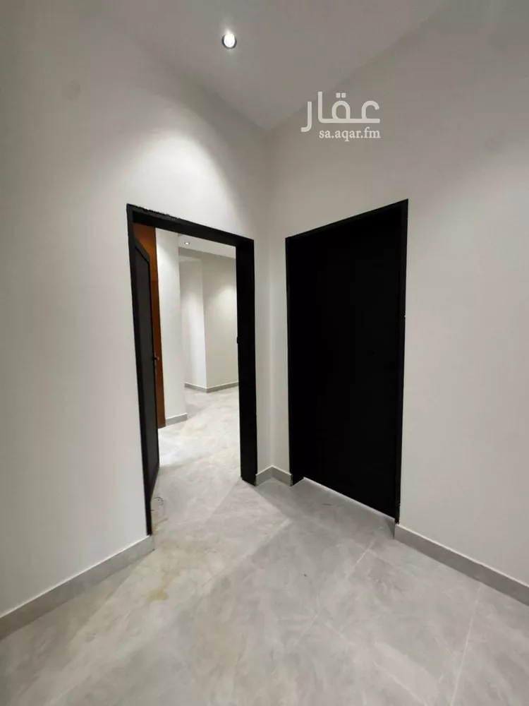 شقة للبيع في شارع عاصم الكاتب, حي الملك فيصل, مدينة الرياض, منطقة الرياض صورة 4