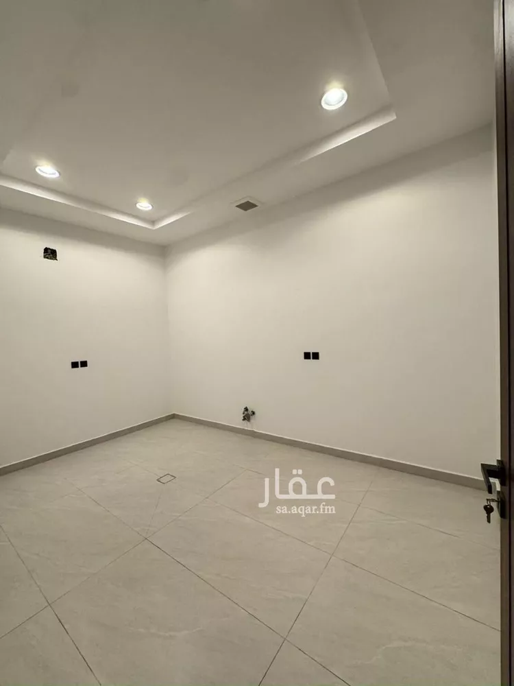 شقة للبيع في شارع ابن تغري, حي القادسية, مدينة الرياض, منطقة الرياض صورة 2