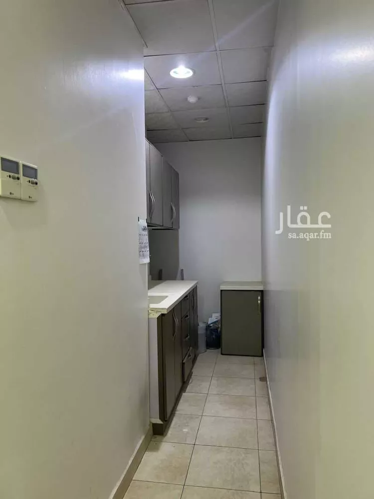 مكتب تجاري للإيجار في شارع طريق الملك فهد, حي المربع, مدينة الرياض, منطقة الرياض 6