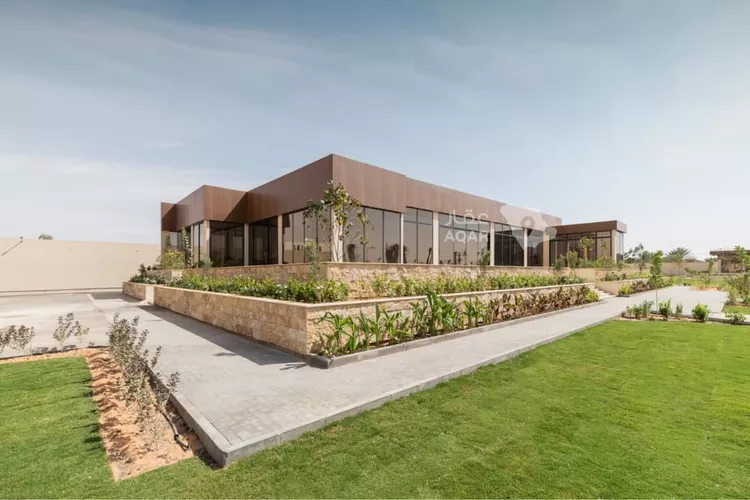 Farm for Sale in Al Muzahimiyah Hazlulah