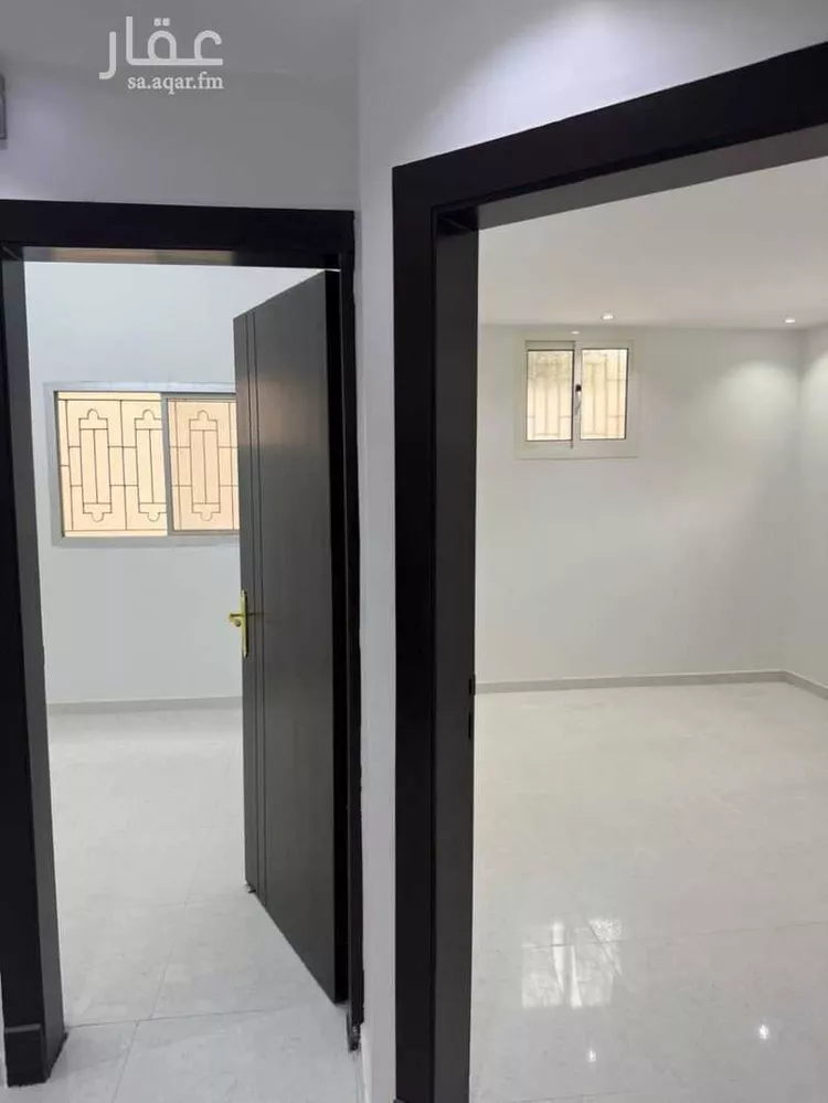 عمارة للبيع في شارع سليمان الطبراني, حي أم الحمام الغربي, مدينة الرياض, منطقة الرياض 9