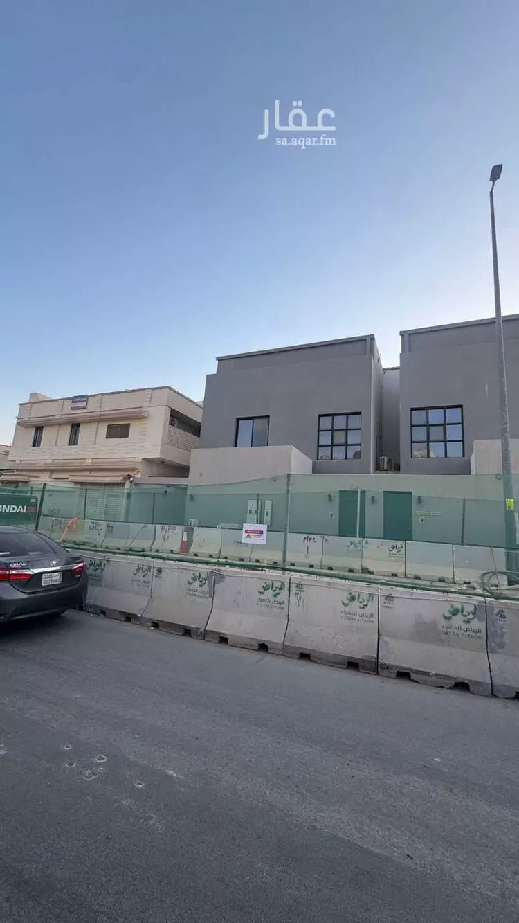 عمارة للبيع في شارع عبدالله بن معمر, حي أم الحمام الغربي, مدينة الرياض, منطقة الرياض صورة 2