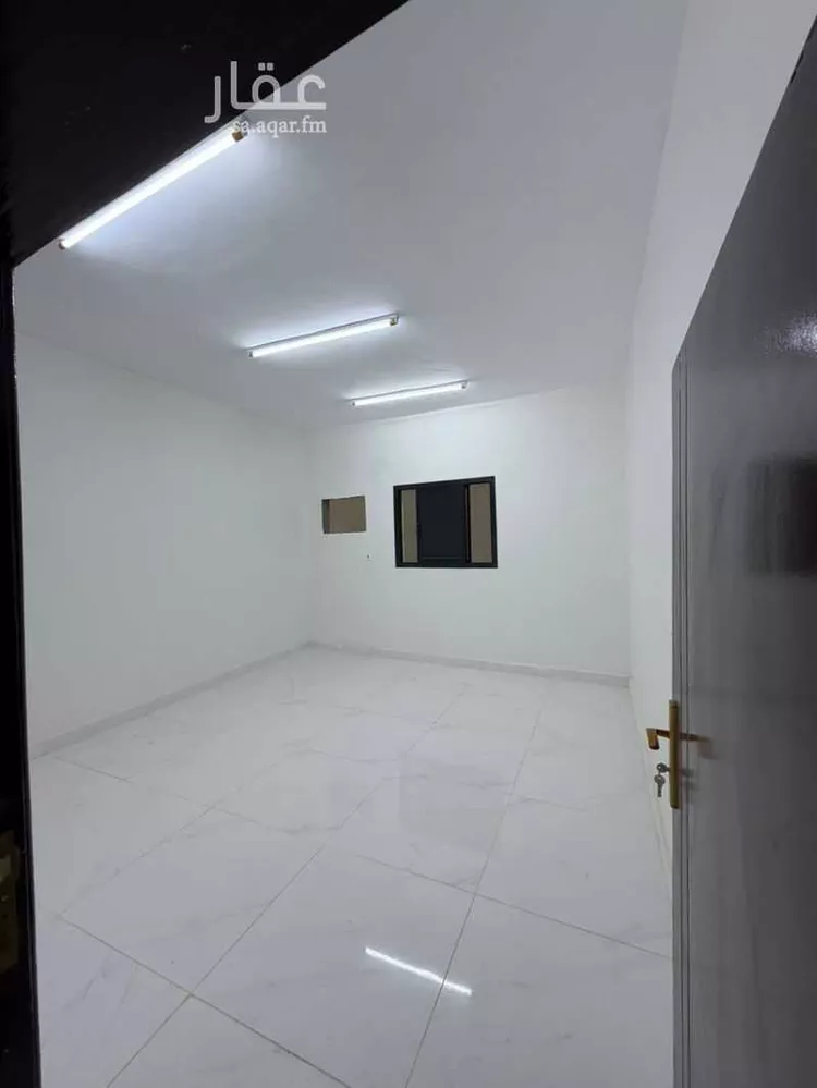 عمارة للبيع في شارع شجاع بن مفرج, حي أم الحمام الشرقي, مدينة الرياض, منطقة الرياض 6