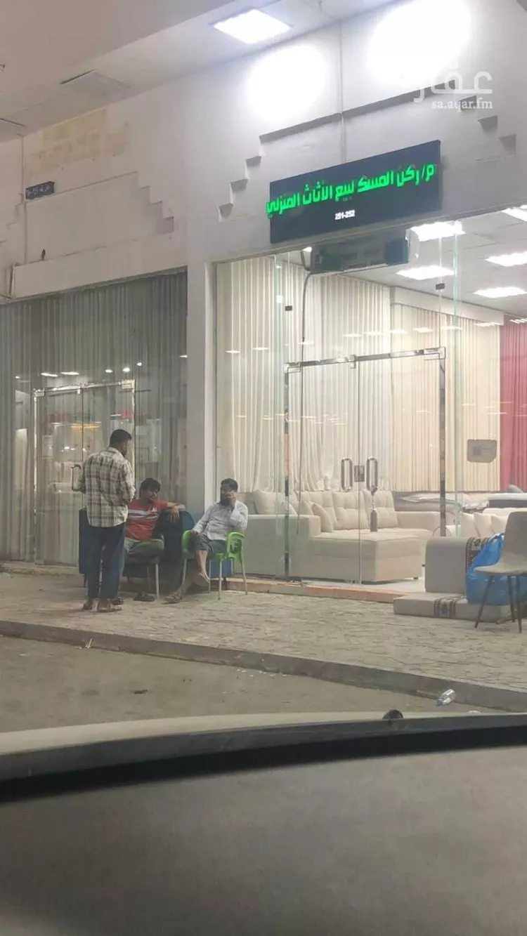 محل للبيع في شارع مزروع, حي منفوحة, مدينة الرياض, منطقة الرياض صورة 4