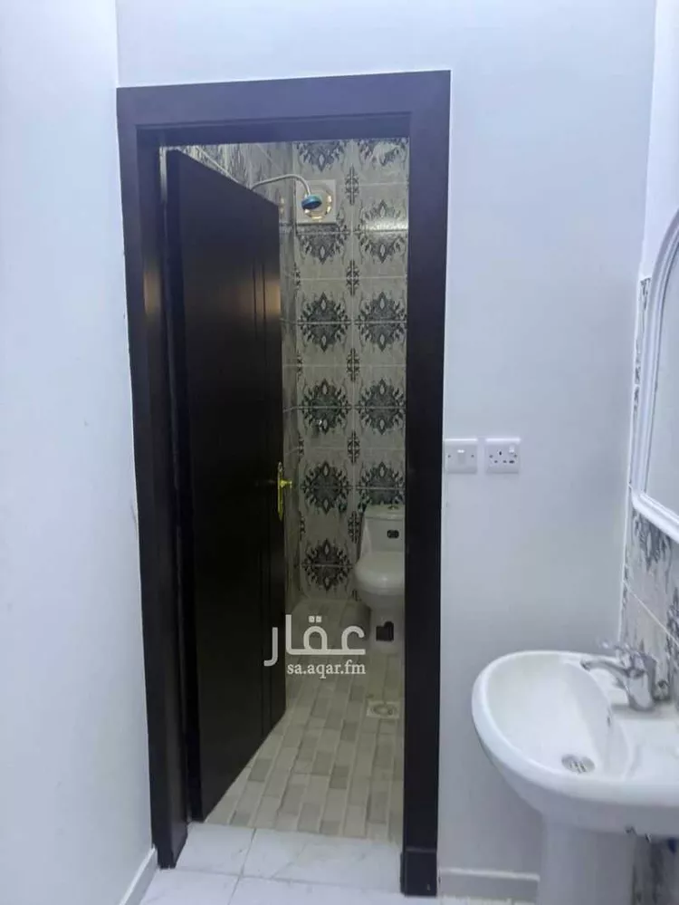 فيلا للبيع في شارع سليمان الطبراني, حي أم الحمام الغربي, مدينة الرياض, منطقة الرياض صورة 3
