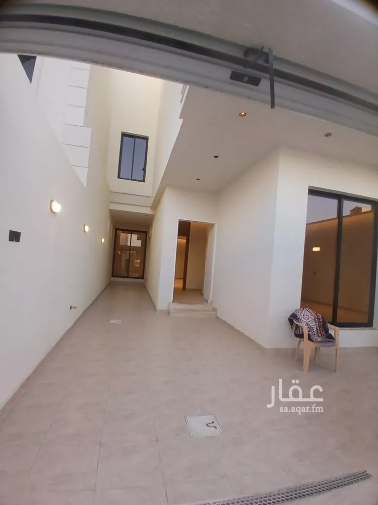 دور للبيع في حي عكاظ, مدينة الرياض, منطقة الرياض صورة 2