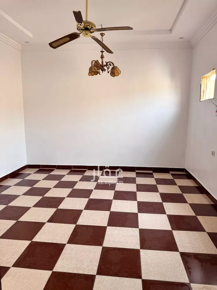 عمارة للإيجار في شارع ابي حنيفه, حي العريجاء الغربي, مدينة الرياض, منطقة الرياض صورة 3