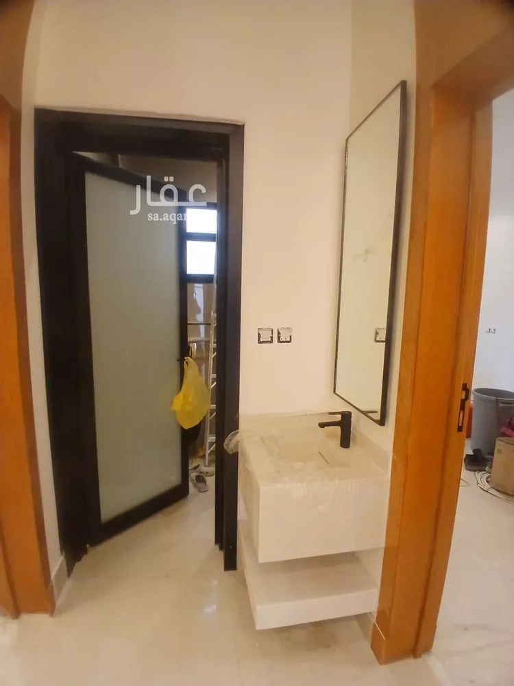 فيلا للبيع في شارع ابان بن مسلمة, حي العريجاء الغربي, مدينة الرياض, منطقة الرياض صورة 5