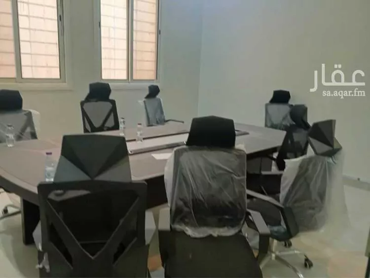 مكتب تجاري للإيجار في شارع الدائري الجنوبي, حي نمار, مدينة الرياض, منطقة الرياض