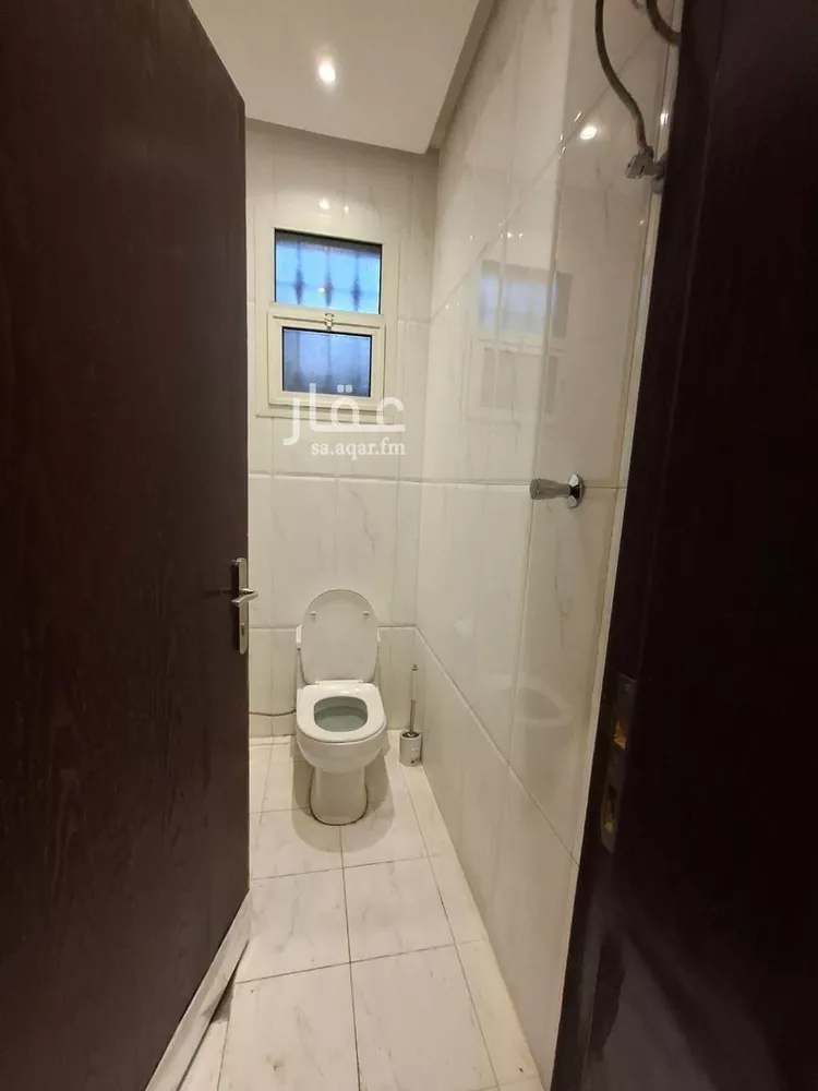 Floor for Rent in Riyadh Al Malqa صورة 4