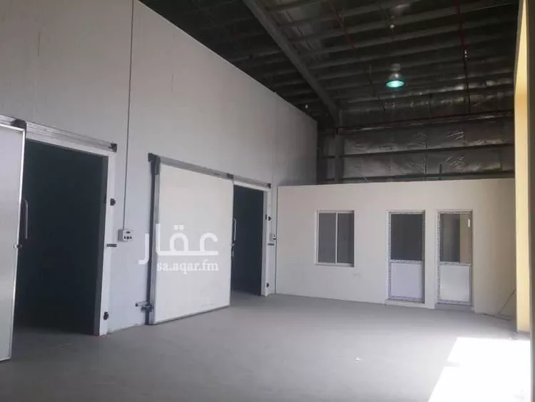 مستودع للإيجار في شارع عبدالكريم الرافعي, حي العزيزية, مدينة الرياض, منطقة الرياض صورة 5