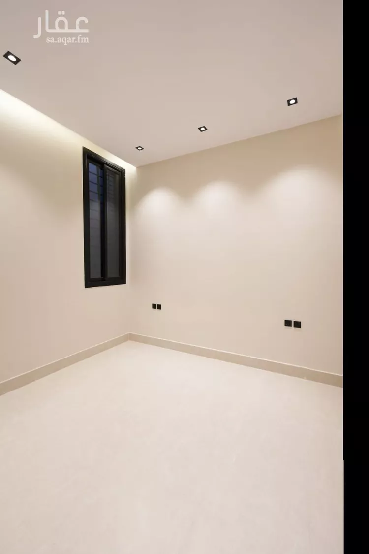 Floor for Sale in Riyadh Al Janadriyah 14
