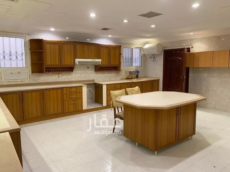 فيلا للبيع في شارع أبي بكر الكرخي, حي التعاون, مدينة الرياض, منطقة الرياض 12