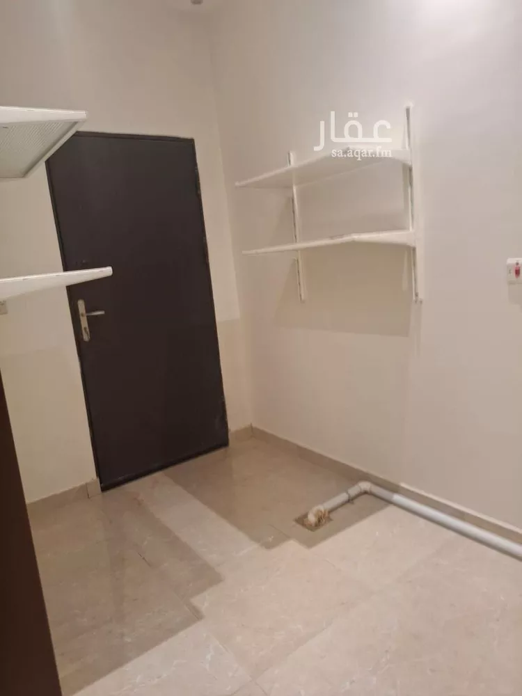 Floor for Rent in Riyadh Al Malqa صورة 3